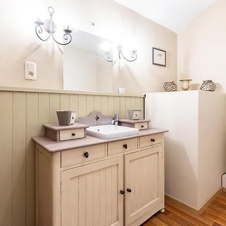 Appartamento Le Petit Chapitre : Maison De Charme